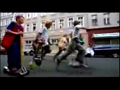 Emil und die Detektive Trailer SD (Deutsch) (2001)